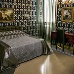 Antica Dimora De Michaelis 4* Roma