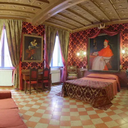 Antica Dimora De Michaelis 4* Řím