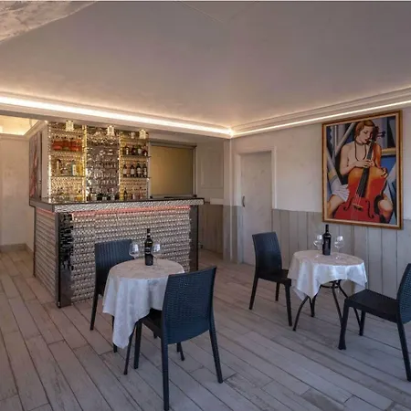 Antica Dimora De Michaelis Penzion 4*